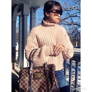 Meet your Posher, Ethel